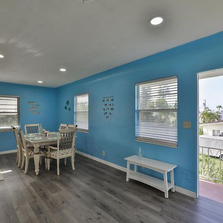 Lovely Vacation Home 1 Block From Beach & Downtown Gulfport Sint-Petersburg Buitenkant foto