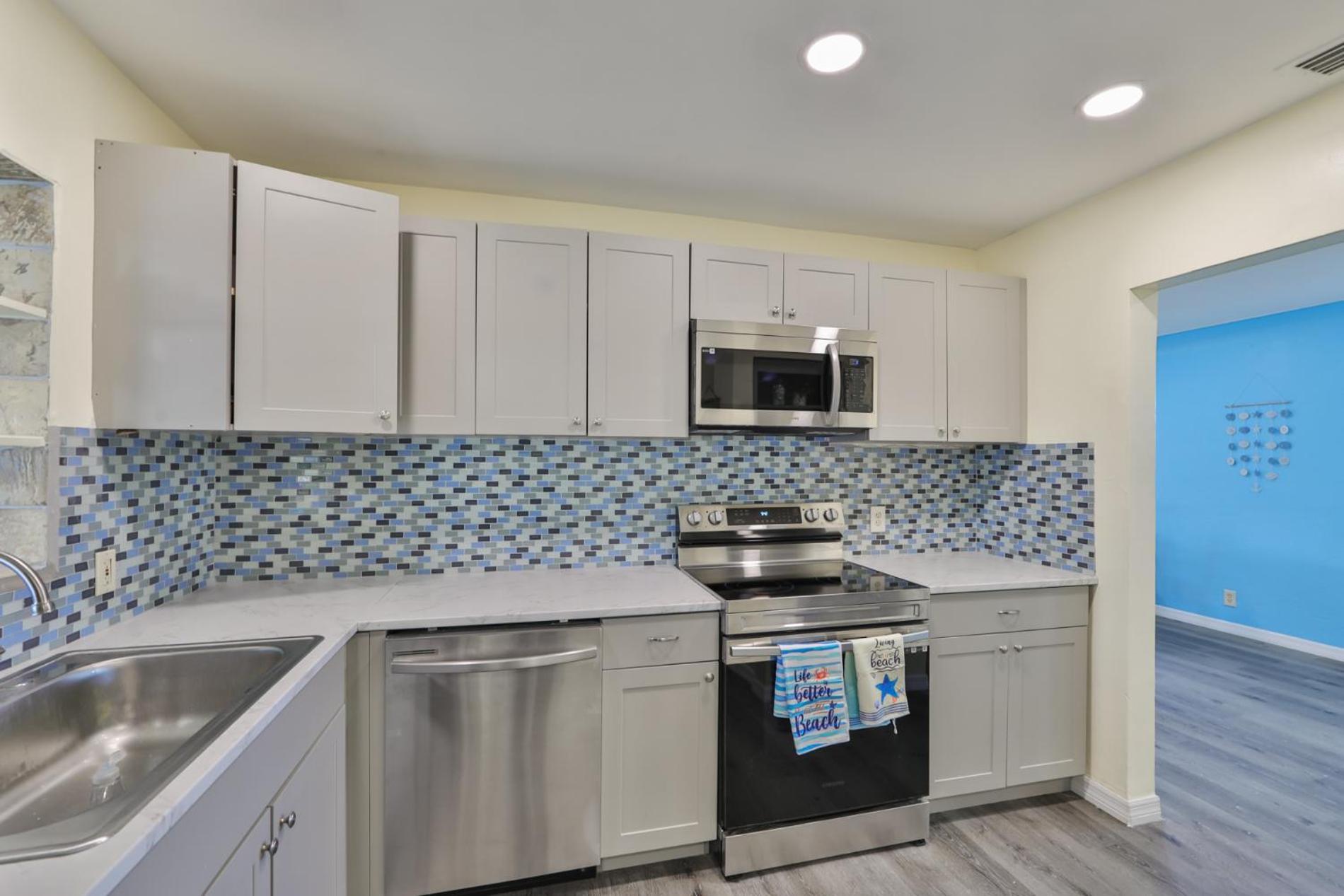Lovely Vacation Home 1 Block From Beach & Downtown Gulfport Sint-Petersburg Buitenkant foto
