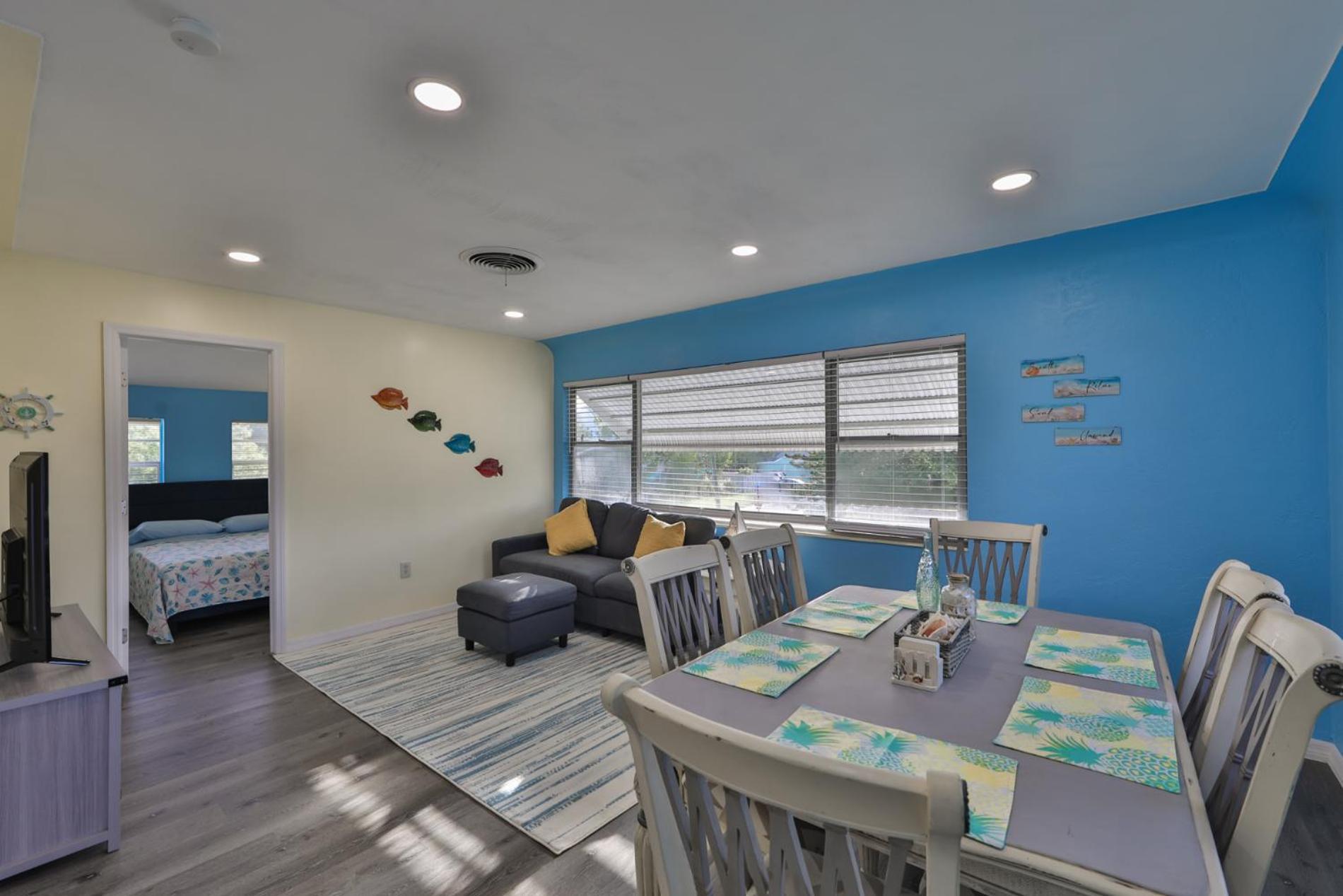 Lovely Vacation Home 1 Block From Beach & Downtown Gulfport Sint-Petersburg Buitenkant foto
